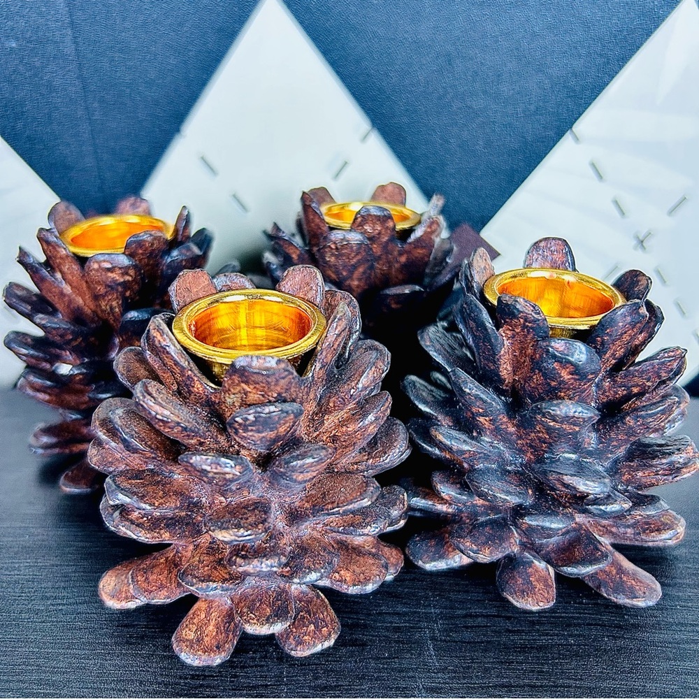 Vintage Pinecone Taper Candle‎ Holders, Set of 4 Cast Resin 2.5"